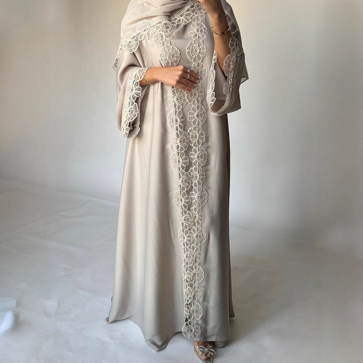 MQ427modest Middle East Fashion Foreign Trade Muslim Women's Turkish Lace Stitched Lace Robes Abaya