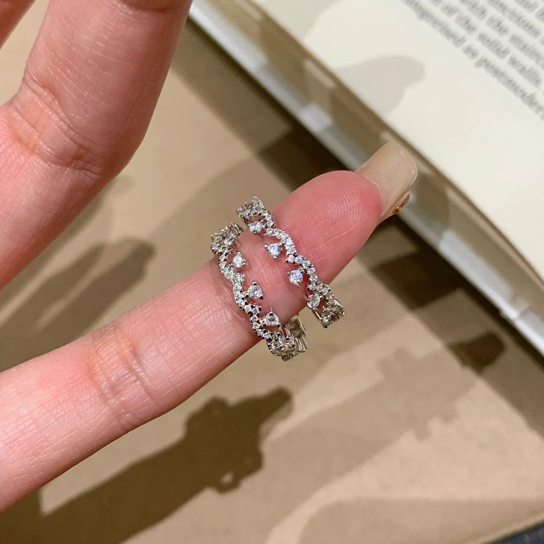 Starry light lace rings, women's niche, light luxury, high-end sense of living mouth rings, simple and versatile, hand ornaments