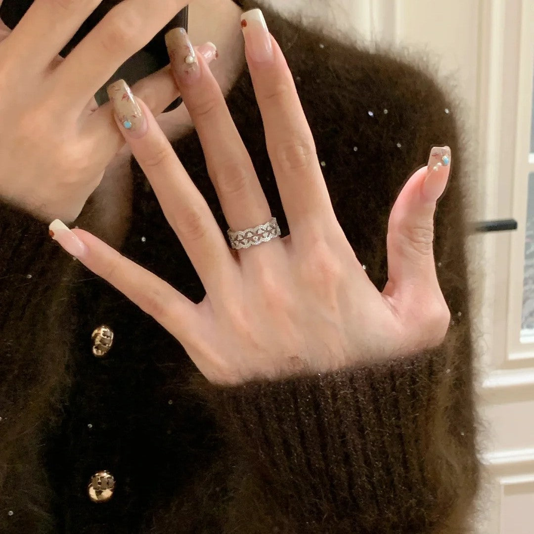 Starry light lace rings, women's niche, light luxury, high-end sense of living mouth rings, simple and versatile, hand ornaments